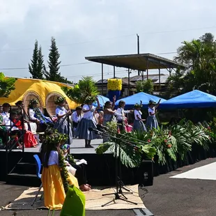 Second grade May Day performance