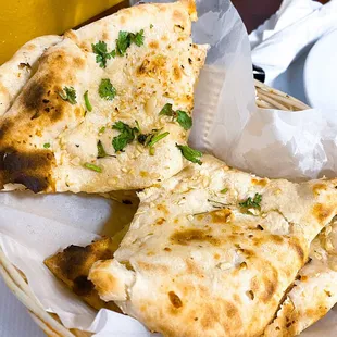 Garlic Cheese Naan