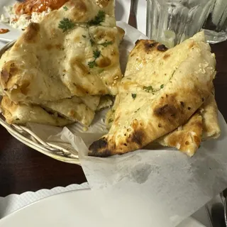 Cheese Garlic Naan