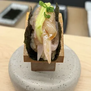 Temaki Set of 5 - Kanpachi (amberjack, yuzu, green apple)