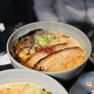 Spicy Tonkotsu * Food IG: @eat_with_lily