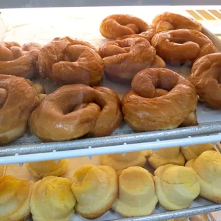 Pretzel Donuts
