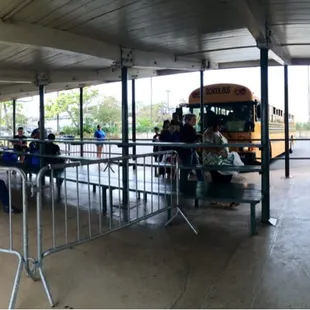 Inside the bus terminal @ Kapalama &amp; N. School Streets. Park along the street/be dropped off then walk over here to catch a bus.
