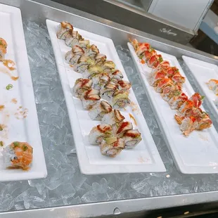 Sushi roll bar