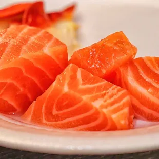 salmon slices on a plate