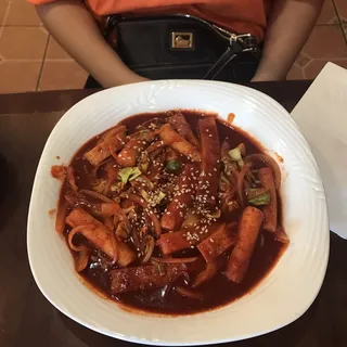 Spicy Rice Cake with Cheese