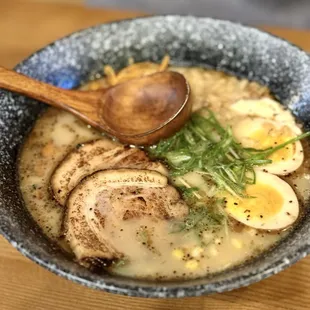 Tonkotsu Black Ramen