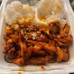 Spicy chicken teriyaki - do you see all that sauce!! Mmm