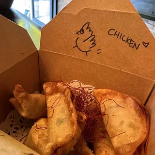 AGE Chicken Gyoza