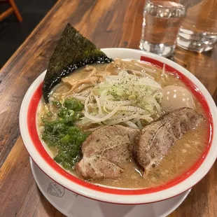 TONKOTSU JIRO RAMEN