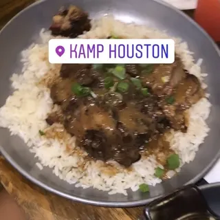 Oxtails & Rice