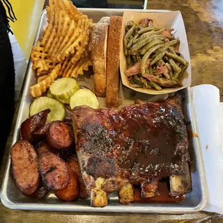 Smoked Ribs & Sausage Plate