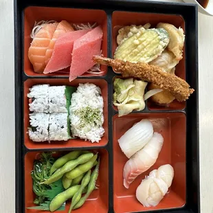 Sushi/sashimi Bento