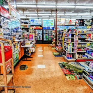 Kāne'ohe Market. A quick stopover while searching for the new business next door before meeting a friend. Thanks!