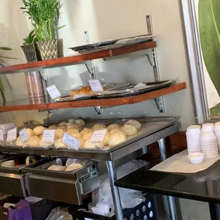 Steamed buns (with sweet filling)