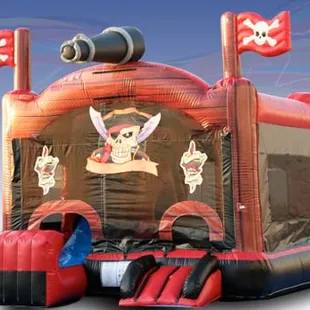 PIRATE COMBO WITH SLIDE, TUNNEL,LADDER AND HOOP