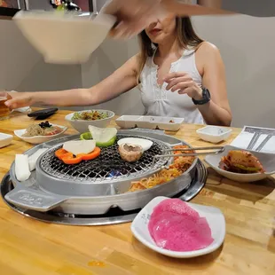 Prepare the meal to start.