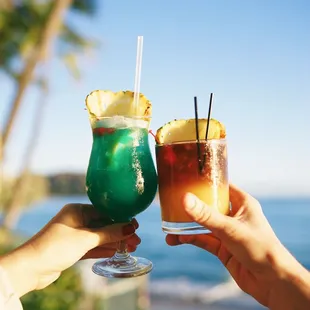 At Kani Ka Pila Grille, enjoy poolside or beachfront. It&apos;s really up to you. Join us on your journey around Waikiki.