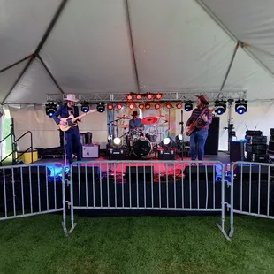 The live music was great!