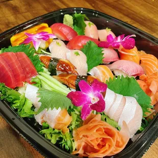 Mix sashimi and nigiri