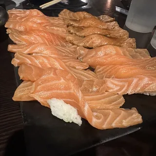 Cajun salmon sashimi