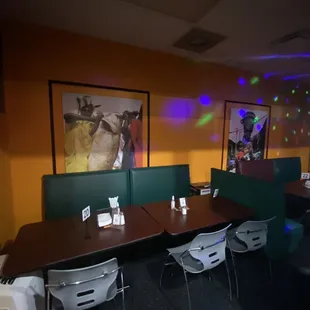 Kanny's Restaurant And Lounge