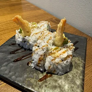 Shrimp Tempura Roll ($9 during happy hour)