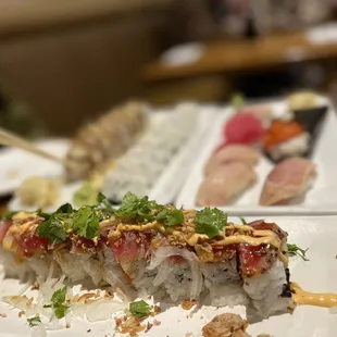 Tataki special roll