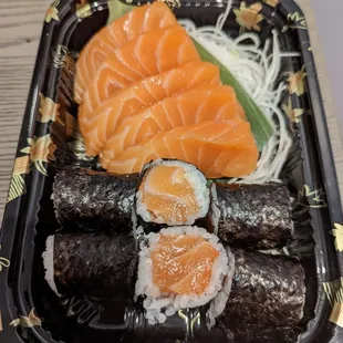 Salmon sashimi entree