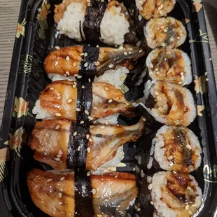 Eel sushi entree