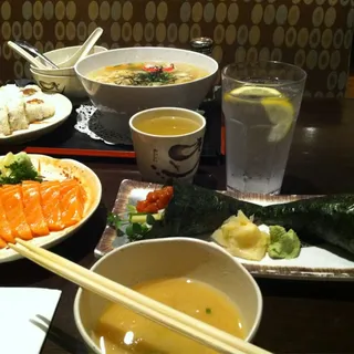 Spicy Tuna Hand Roll