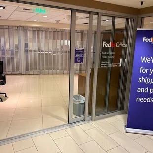 FedEx shop