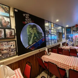 sushi and sashimi, interior