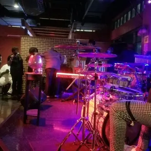 Soul Sessions featuring Sasha Oshae