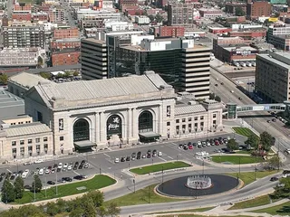 Henry Wollman Bloch Memorial Fountain