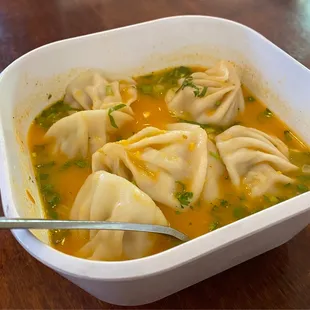 Jhol chicken momo