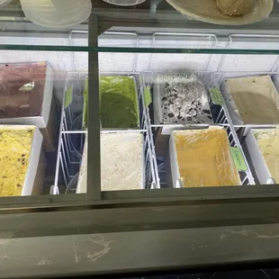 Ice cream flavors: strawberry, rum raisin, pistachio, coconut, cookies&amp;cream, lucuma, vanilla, passionfruit, and chocolate