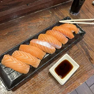 2 Piece Salmon Sushi