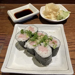 Yellowtail Roll