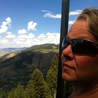 Shari P.