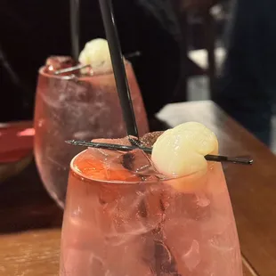 drink, oysters and mussels