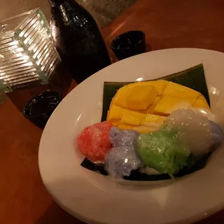 Sweet Sticky Rice and Mango
