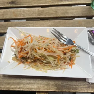 Som Tum Green Papaya Salad