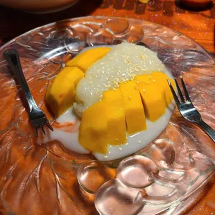 Mango sticky rice