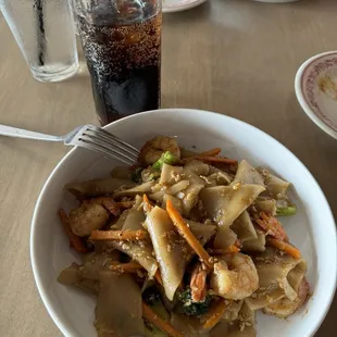 Pad See Eaw , not a large portion , but very good flavor.