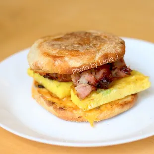 KaoKao Sandwich ($6) - Hong Kong style sandwich with smoekd char siu ham, egg, and cheese on English muffin. It&apos;s good