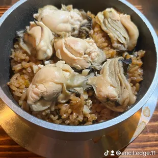 Ouster kamameshi. (Hot stone rice pot)