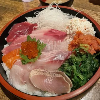 Chirashi Premium Sushi Plate