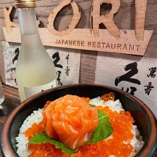 Salmon Ikura Don Sushi Plate