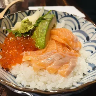 Salmon Ikura Don